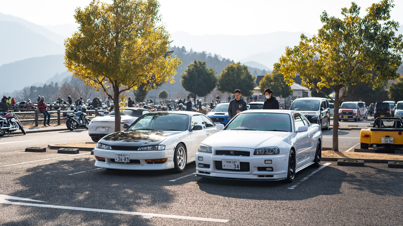 Unexpected ‘car meet’.